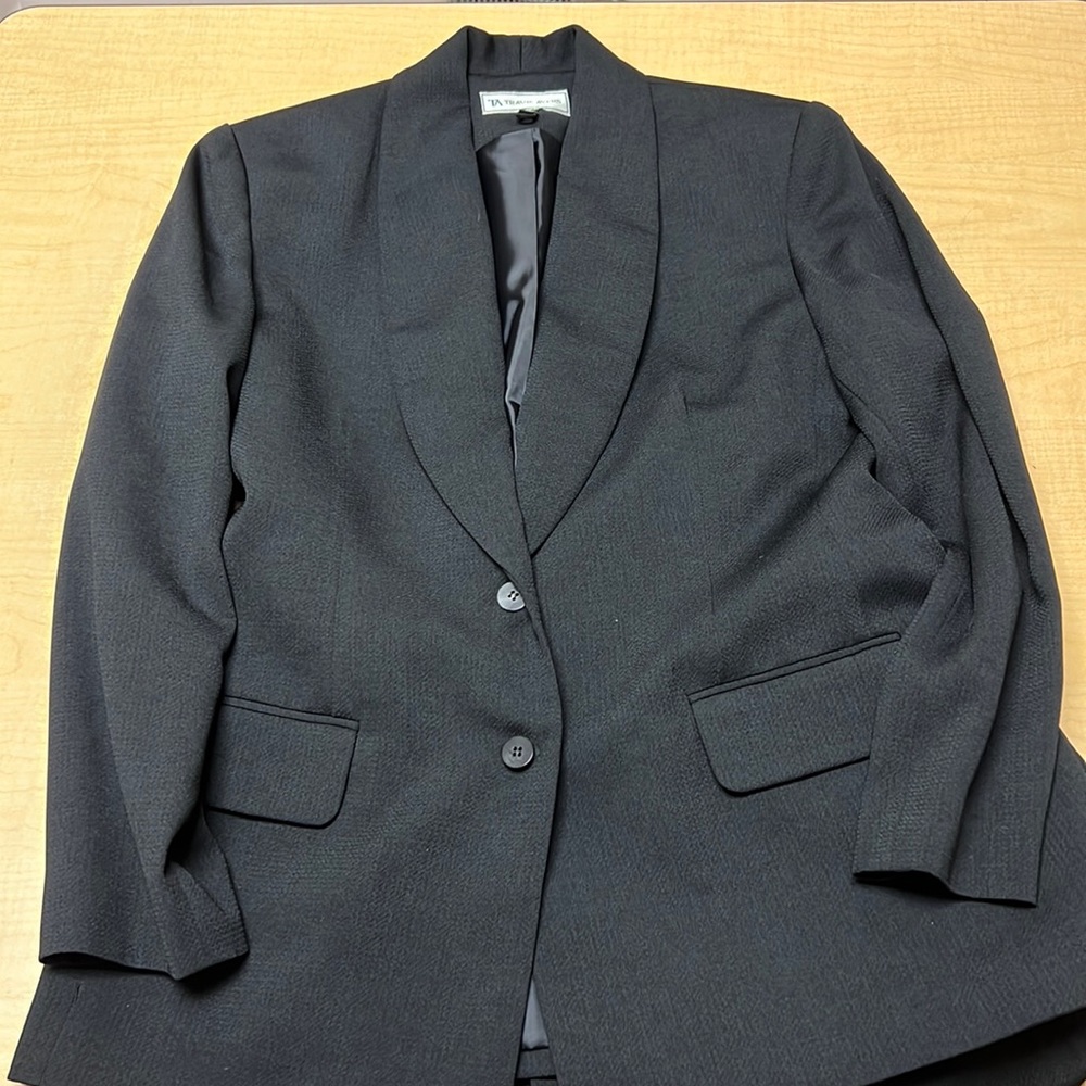 Travis Ayers pantsuit, size 14